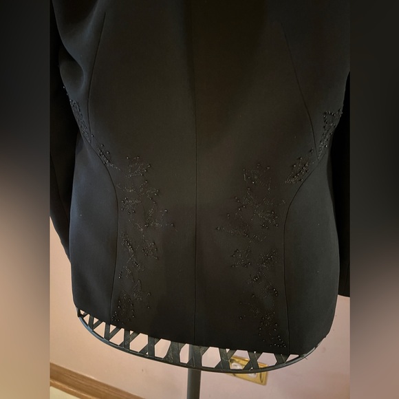 Kasper women’s embellished black blazer size 8. - Picture 5 of 8